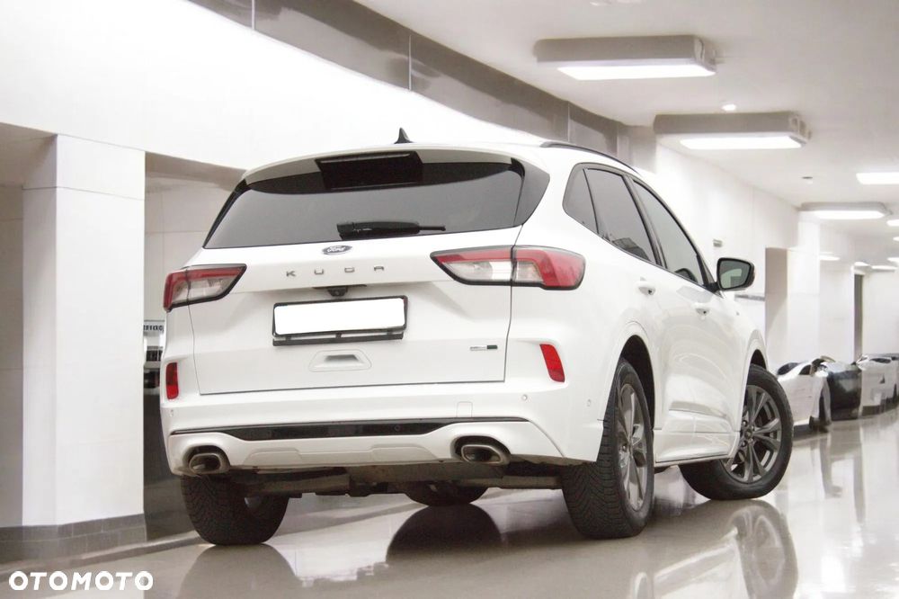 Ford Kuga 2.0 TDCi 2x4 ST-Line - 20
