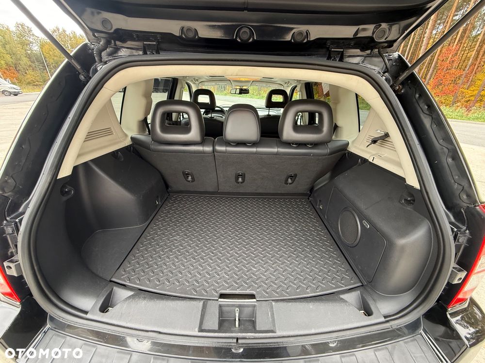 Jeep Compass - 26