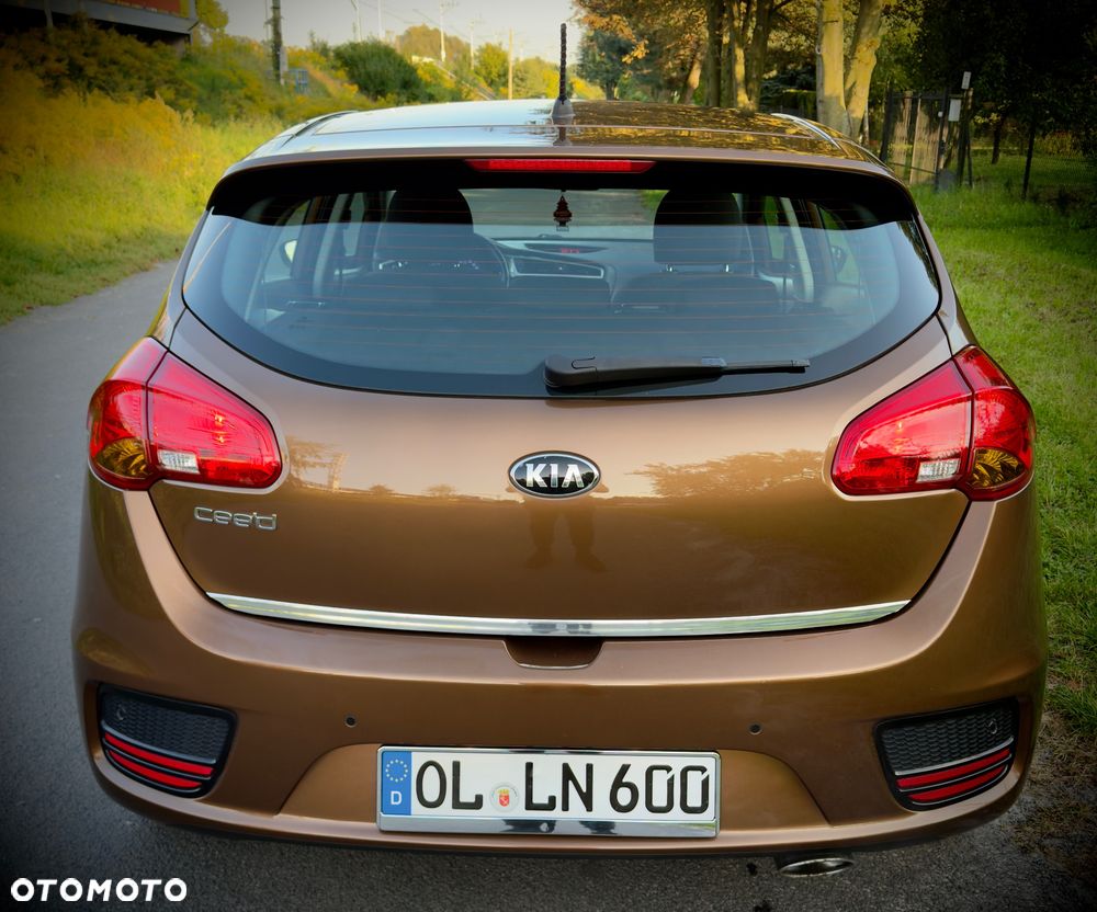 Kia Ceed 1.4 CVVT ISG Dream-Team Edition - 3