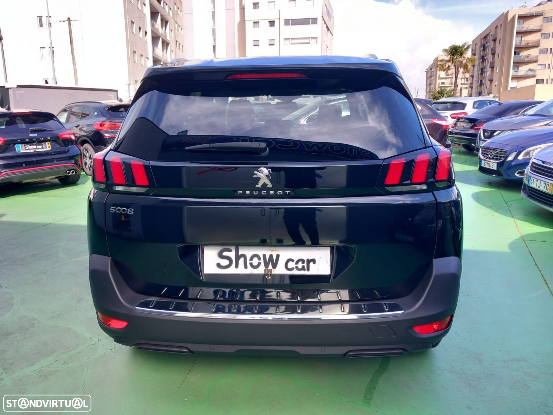 Peugeot 5008 1.5 BlueHDi Allure Pack EAT8 - 6