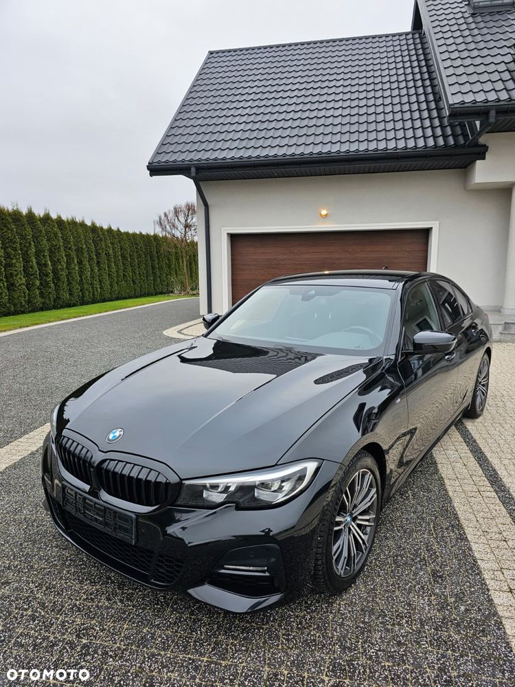 BMW Seria 3 320d xDrive M Sport Sport - 1
