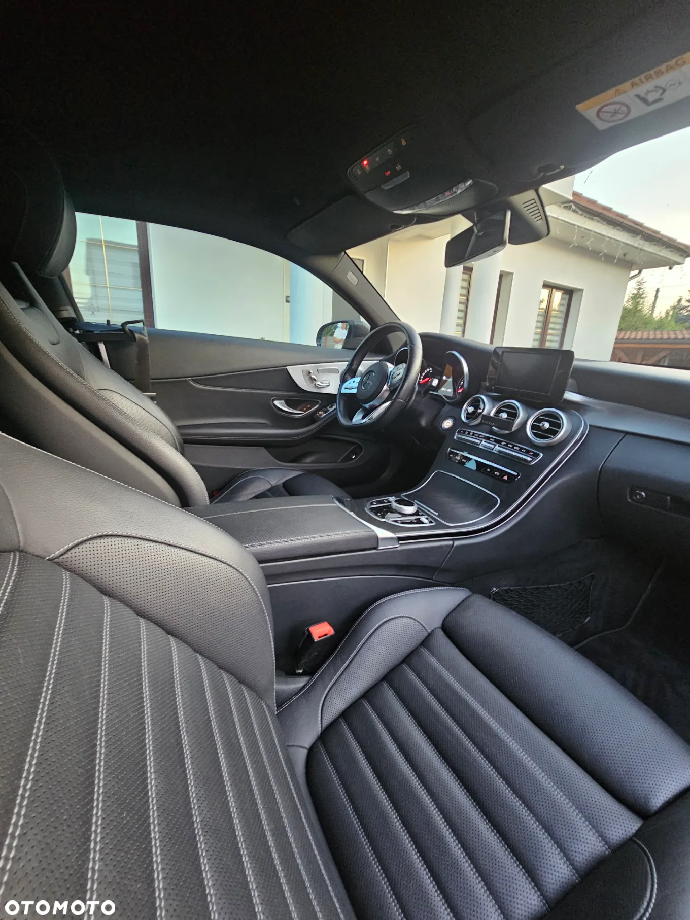 Mercedes-Benz Klasa C 300 d 4MATIC 9G-TRONIC - 10
