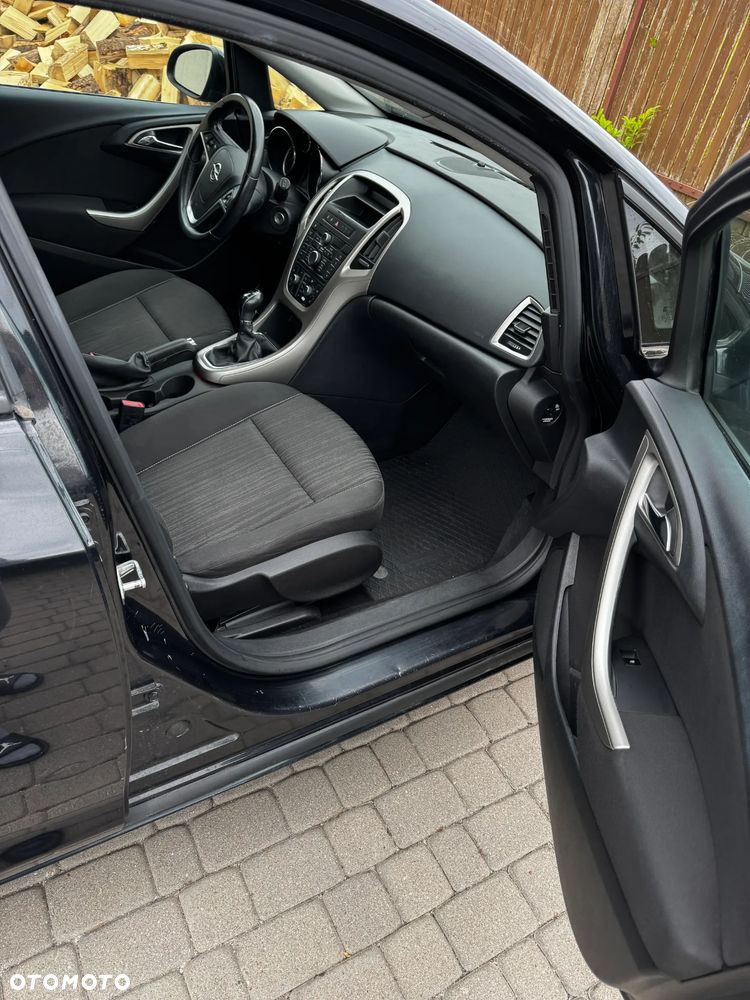 Opel Astra 1.7 CDTI - 9