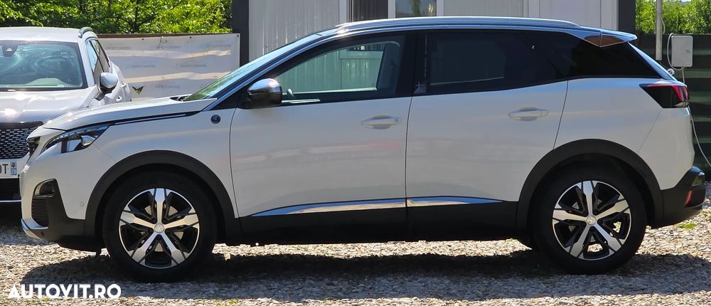 Peugeot 3008 PureTech 130 Stop & Start GPF EAT8 Crossway - 12