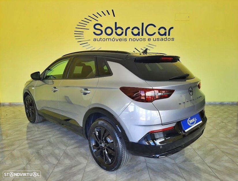 Opel Grandland X 1.2 T GS Line - 4