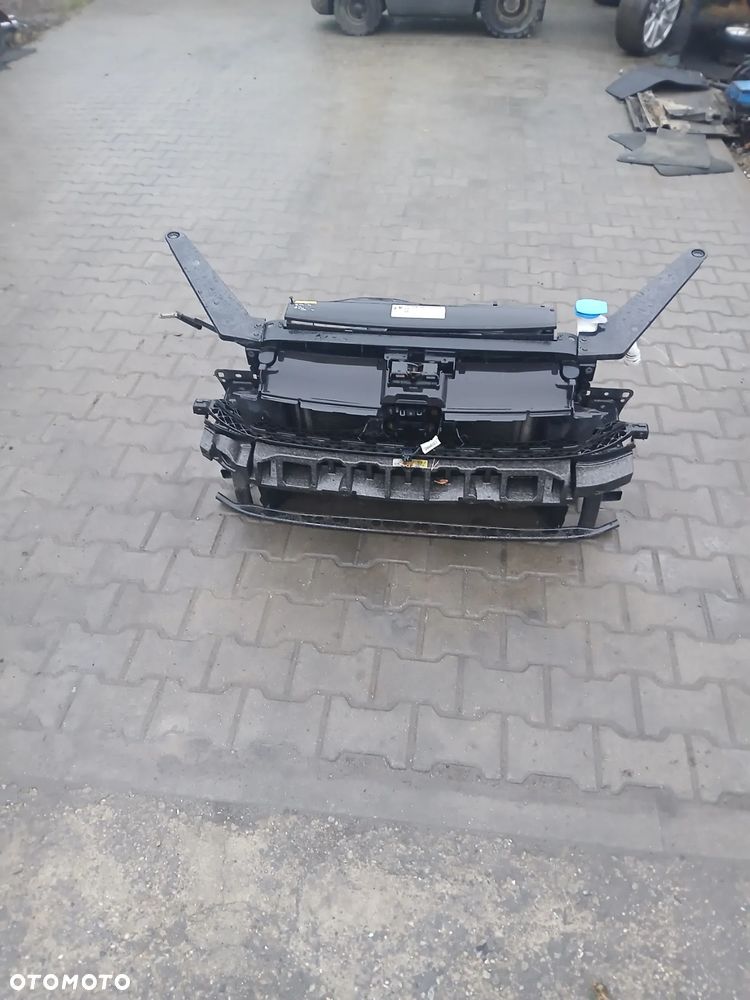 Vw Passat B8 Pas przod wzmocnienie wiatraki 2.0tdi