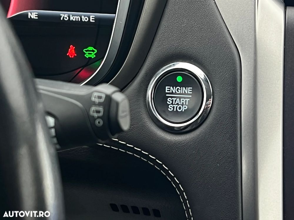 Ford Mondeo 2.0 HEV Vignale - 23