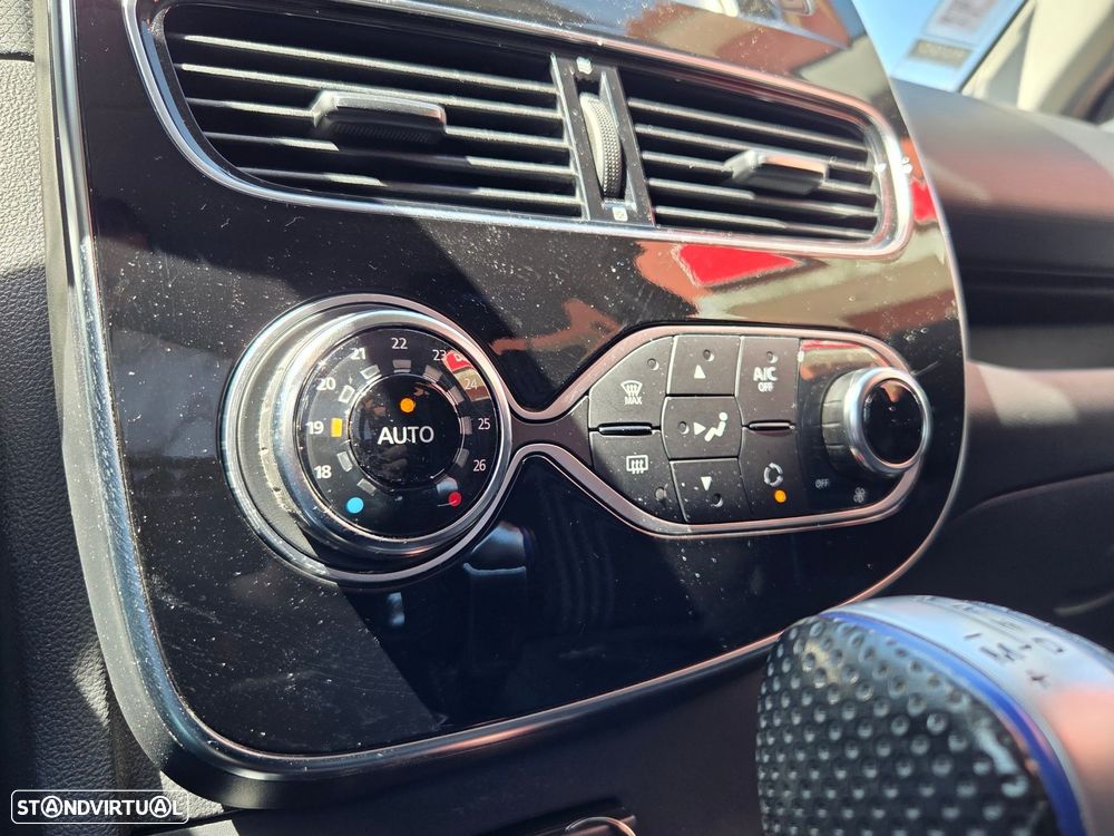 Renault Clio Sport Tourer - 17