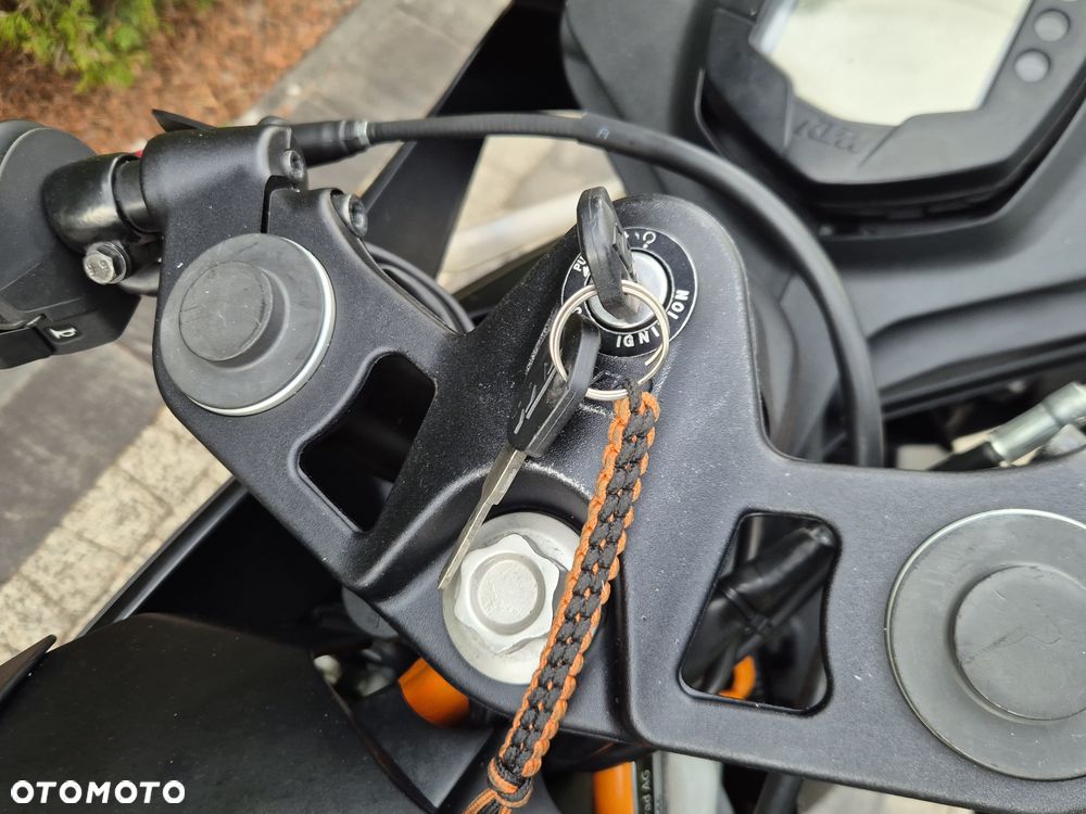 KTM RC 125 - 11