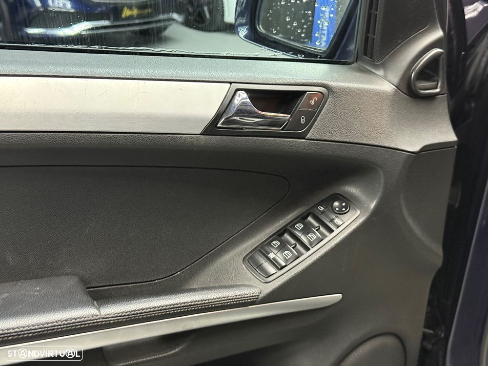 Mercedes-Benz ML 320 CDI - 10