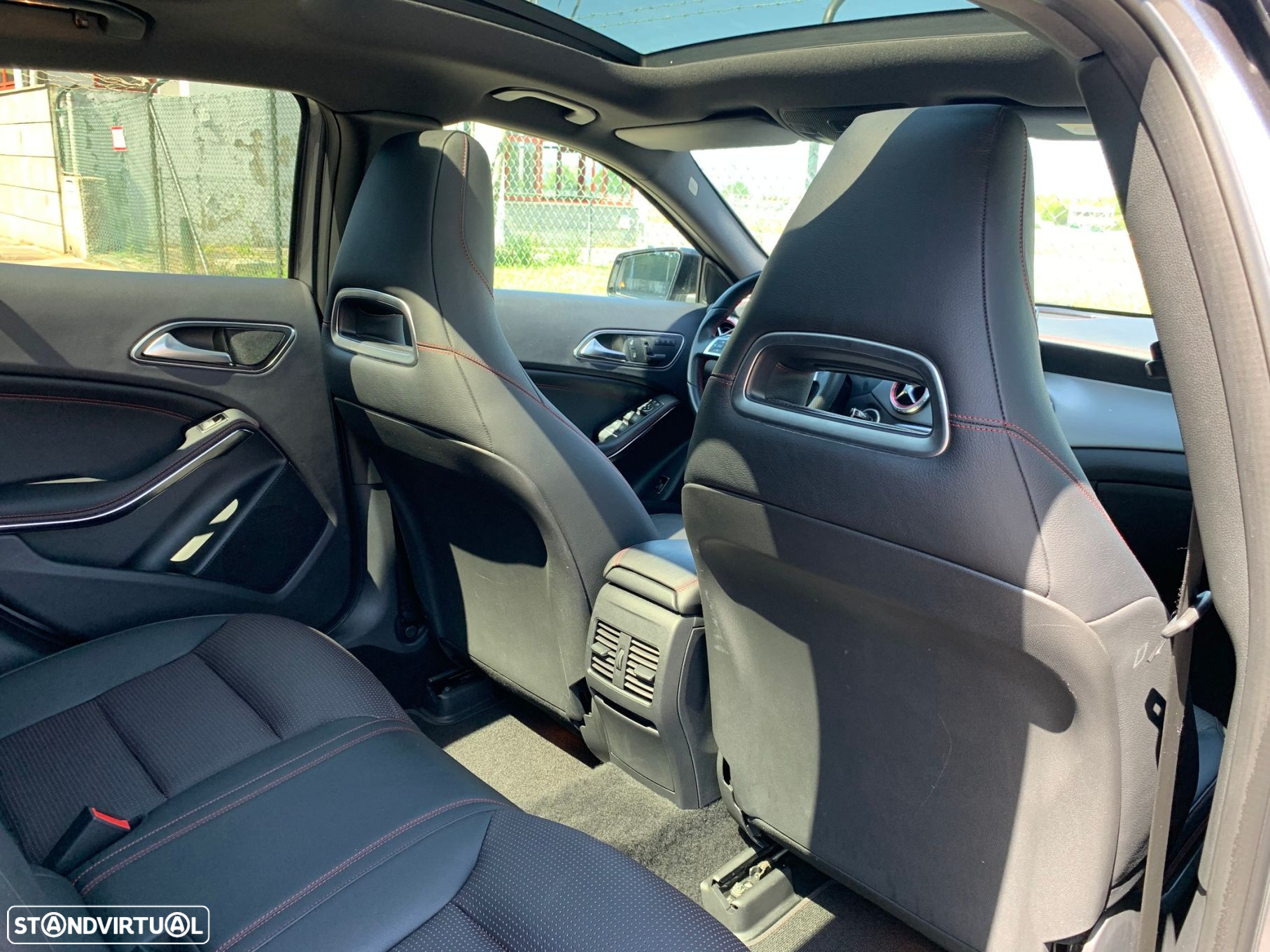 Mercedes-Benz GLA 220 CDi AMG Line 4-Matic - 51