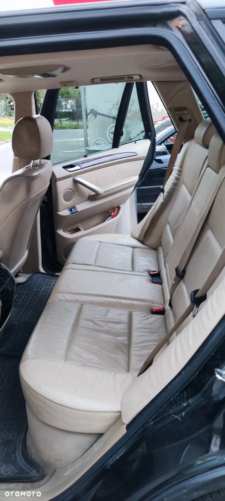 BMW X5 3.0i - 7