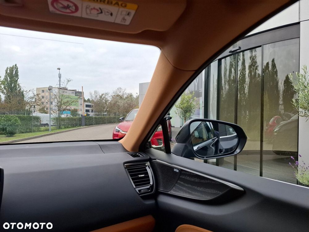 Lexus NX 350h Omotenashi AWD - 29