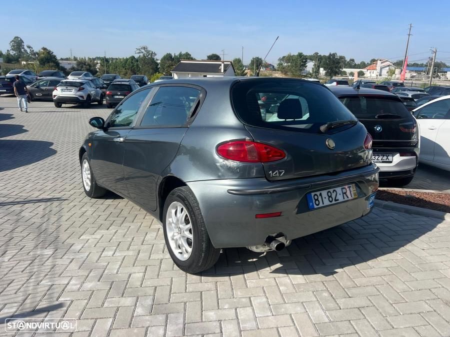 Alfa Romeo 147 1.6 TS - 3