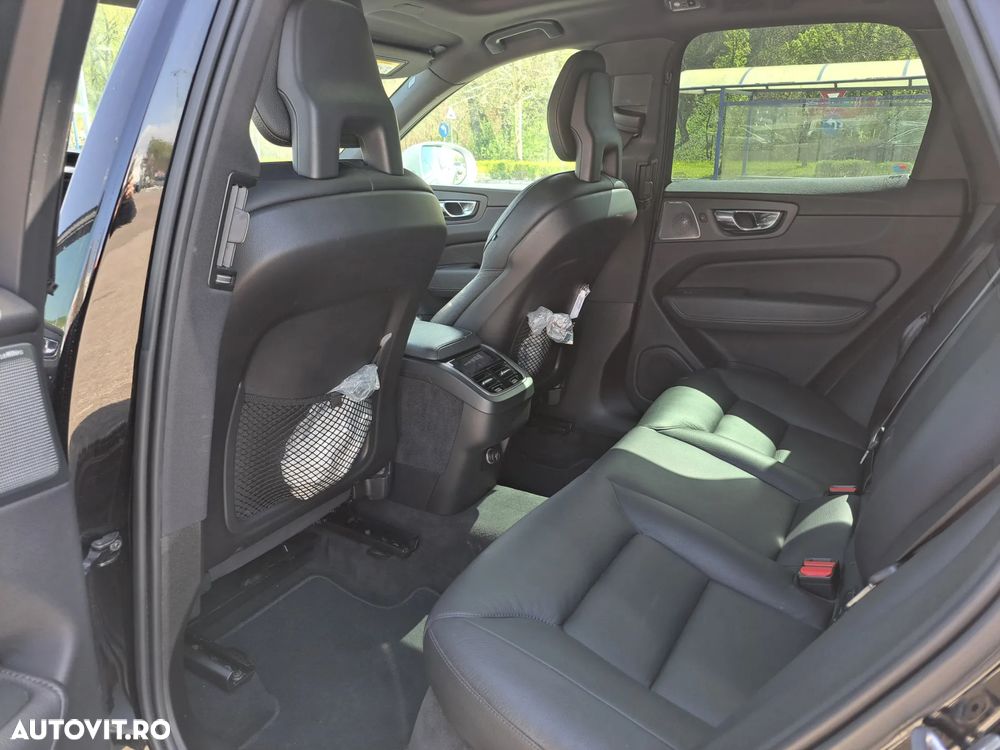 Volvo XC 60 D4 AWD Geartronic RDesign - 10