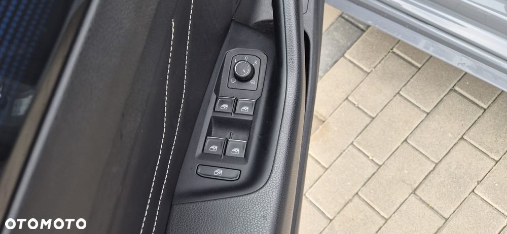Volkswagen Arteon 2.0 TDI R-Line DSG - 16
