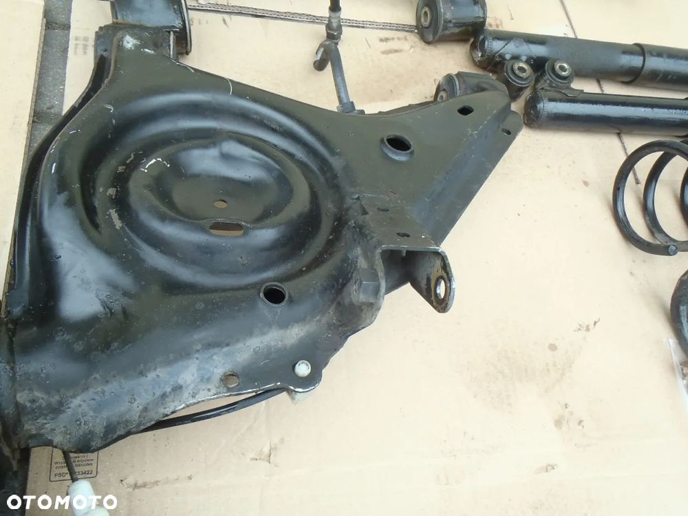 WAHACZ TYŁ TYLNY tujeja czop lewy Z BELKI ZAWIESZENIA FIAT SEICENTO CINqUECENTO lewy NIE MALOWANY ORYGINAŁ - 22