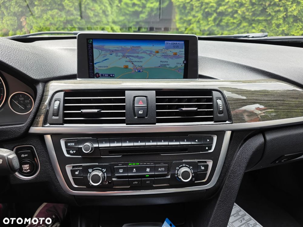 BMW Seria 3 320i Efficient Dynamics Edition Luxury Line - 16
