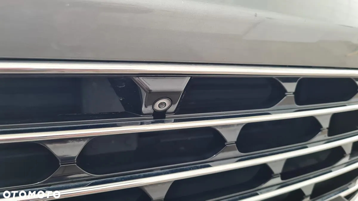 Ford Kuga 2.5 Duratec FHEV TITANIUM - 32