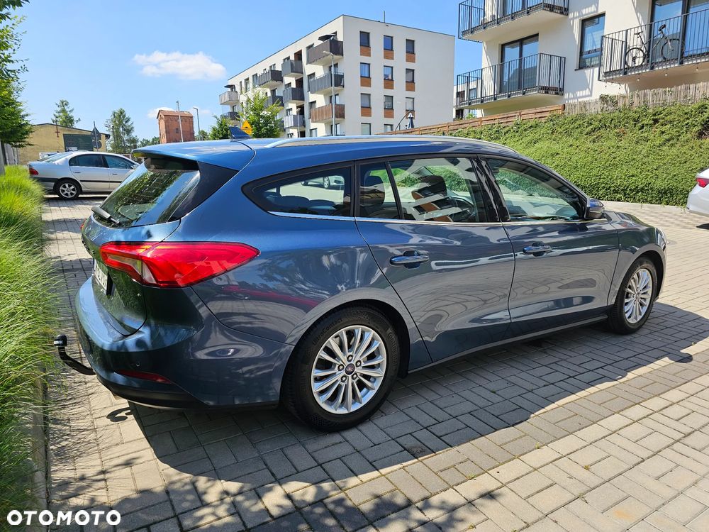 Ford Focus 1.0 EcoBoost Titanium - 4