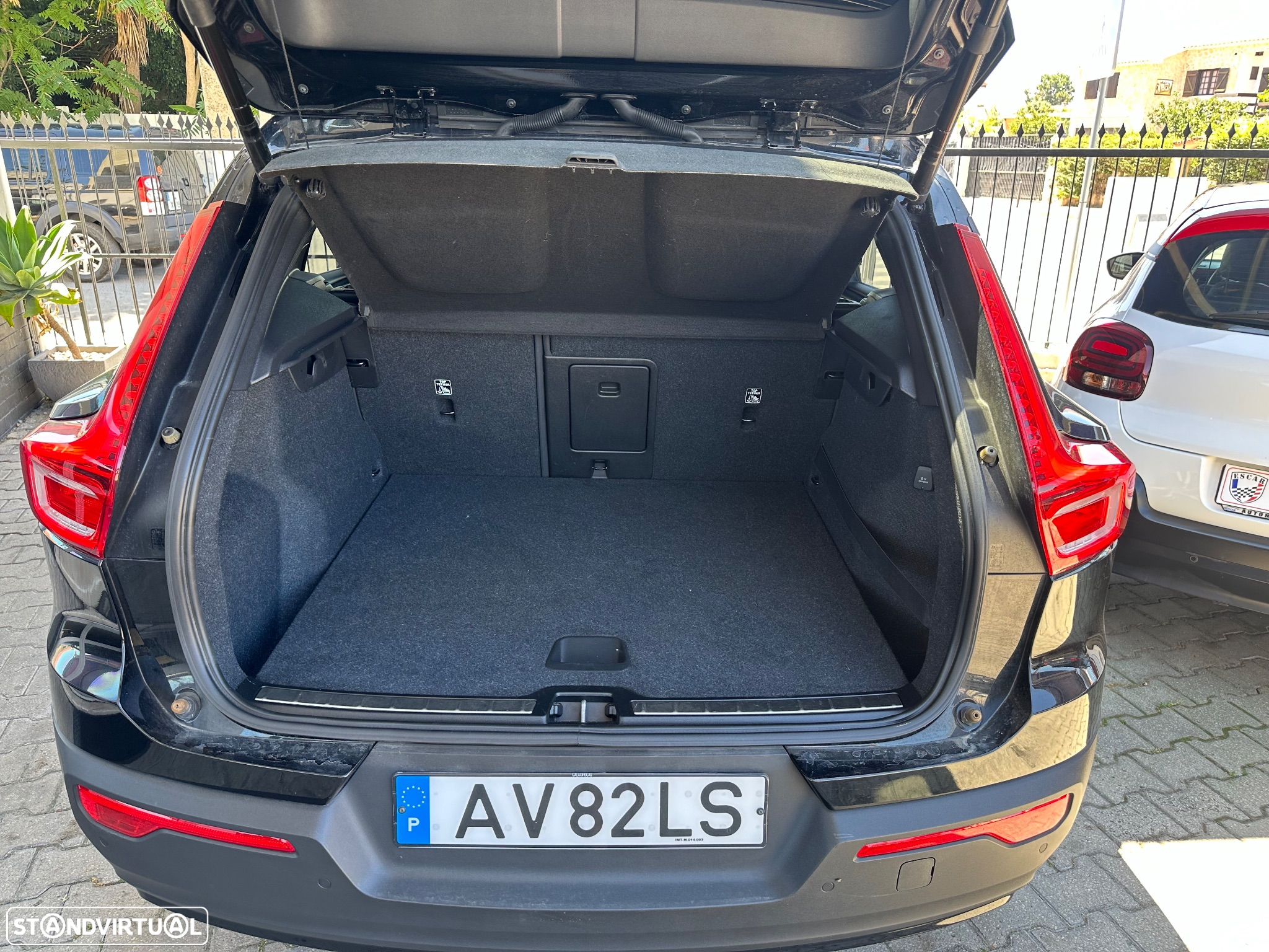 Volvo XC 40 1.5 T5 PHEV R-Design Expression - 9