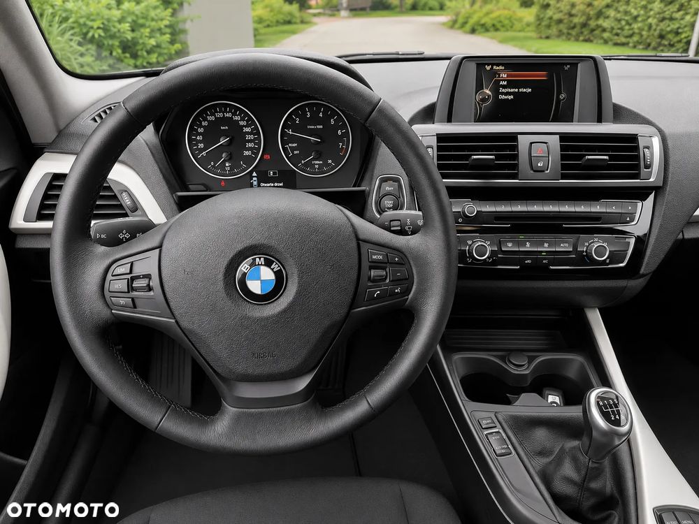 BMW Seria 1 116i Urban Line - 9