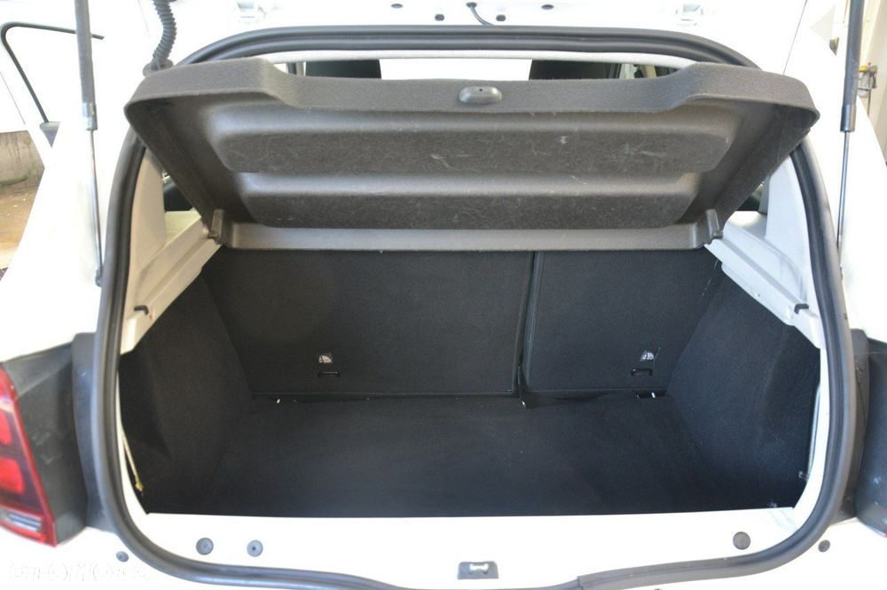 Dacia Sandero - 22