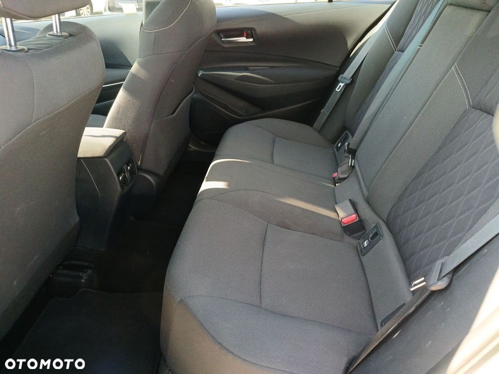 Toyota Corolla - 22