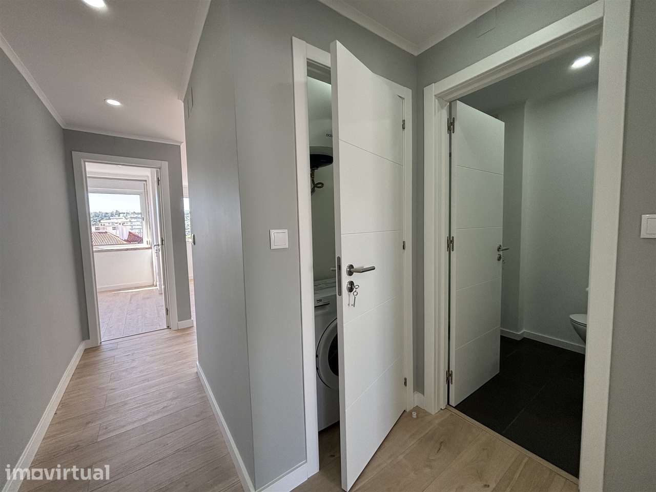Apartamento T2+1 Venda em Odivelas,Odivelas - Grande imagem: 2/34