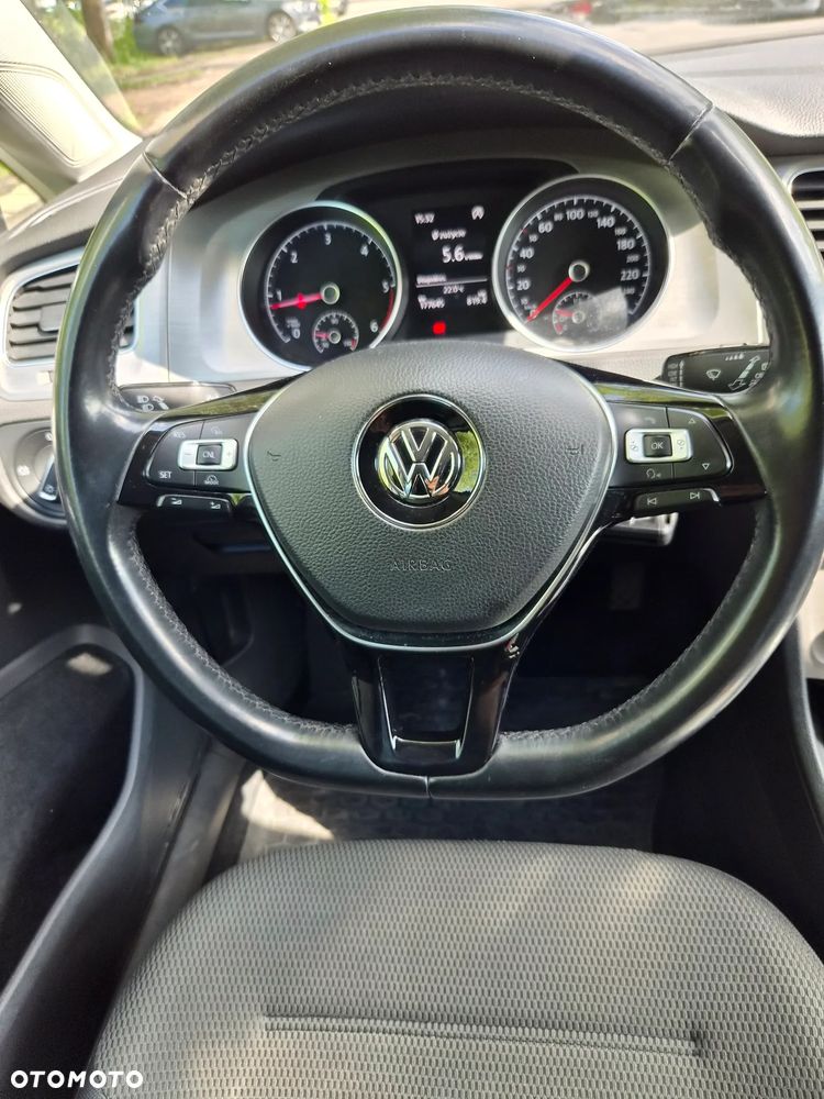 Volkswagen Golf Variant - 14