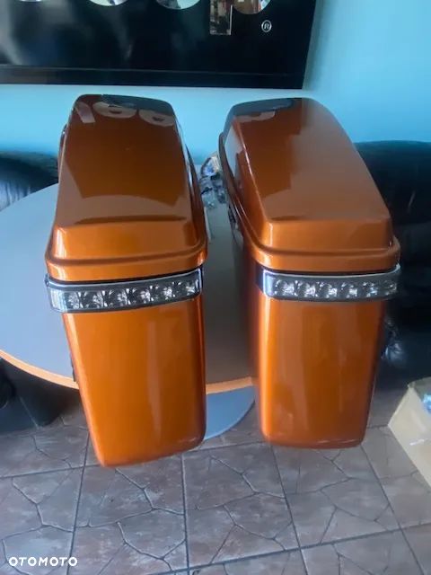 KUFRY KUFER PRAWY LEWY DŁUGI BOOM AUDIO GŁOŚNIKIHARLEY TOURING STREET GLIDE ROAD 14- - 16