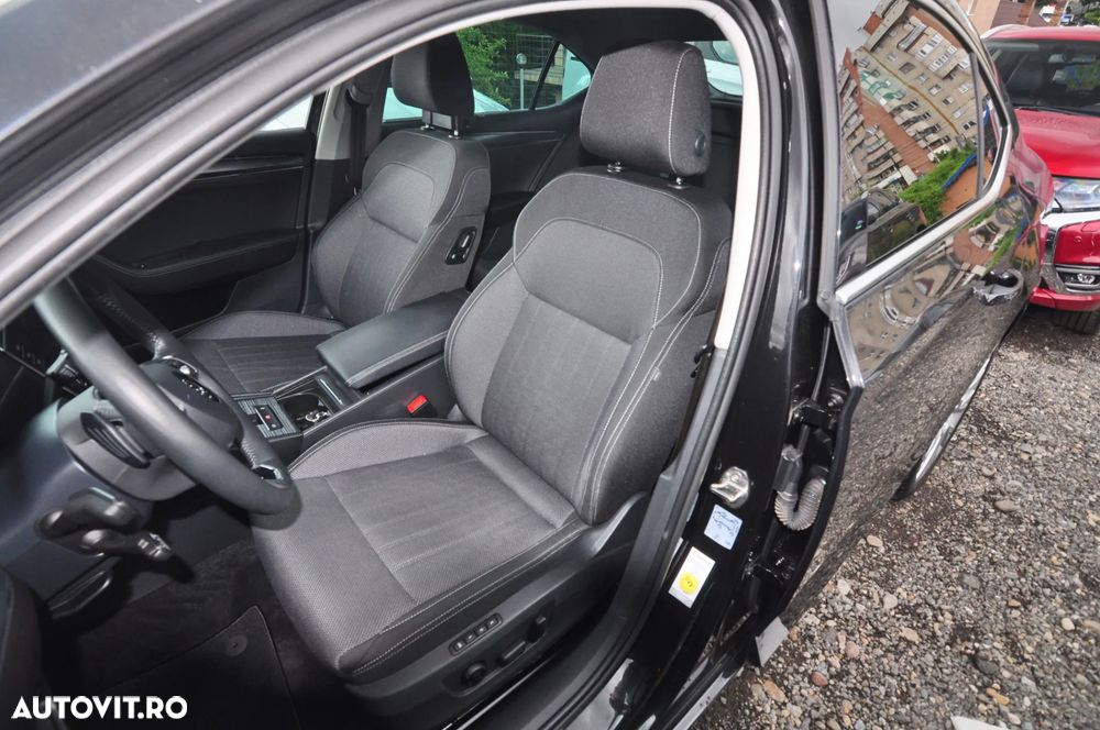 Skoda Superb 2.0 TDI DSG Ambition - 15