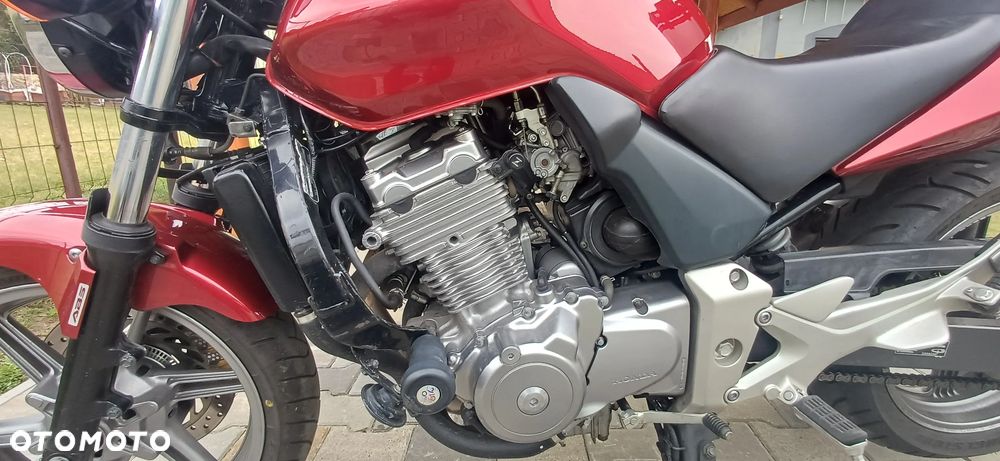 Honda CBF - 6
