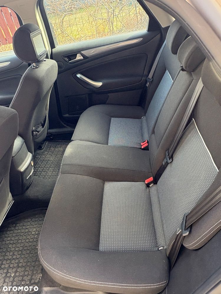 Ford Mondeo 1.6 T Titanium - 11