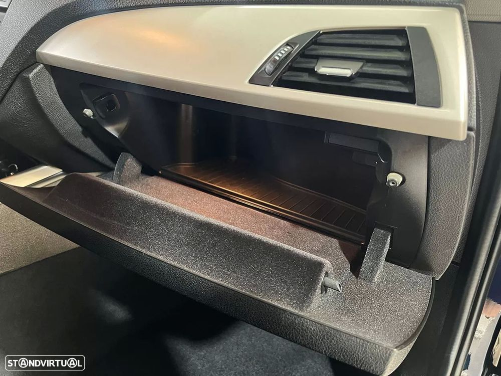 BMW 116 d EfficientDynamics - 14