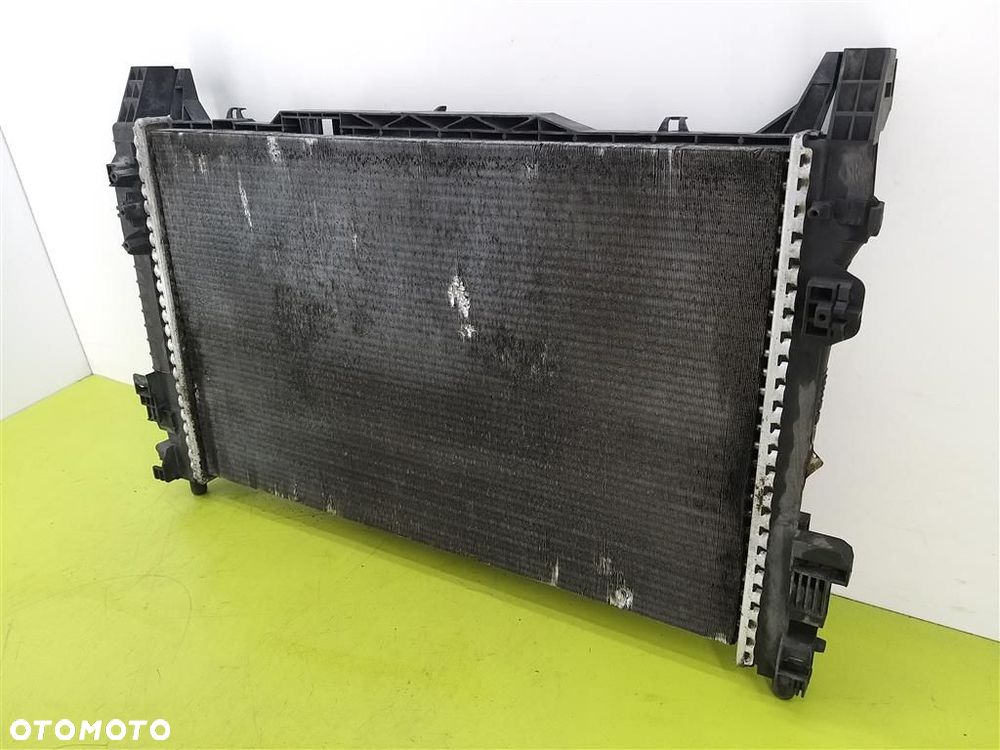 Chłodnica z wentylatorem Mercedes A-klasa W169 2.0D 81KM 04-2012 1695002293 - 2