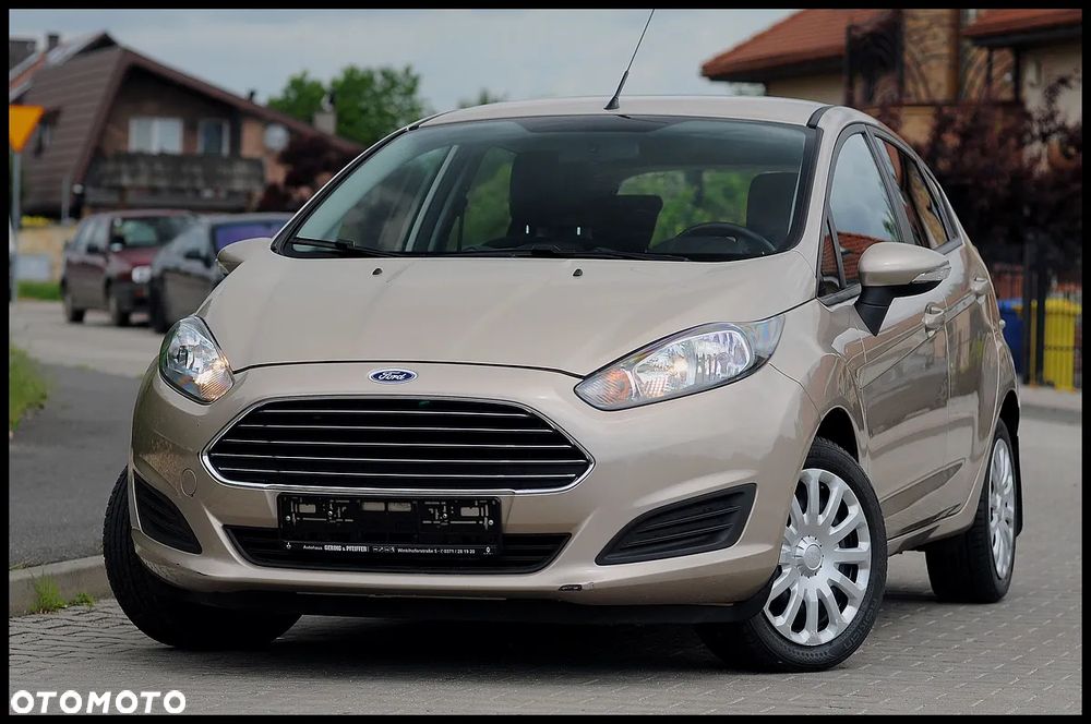 Ford Fiesta - 9