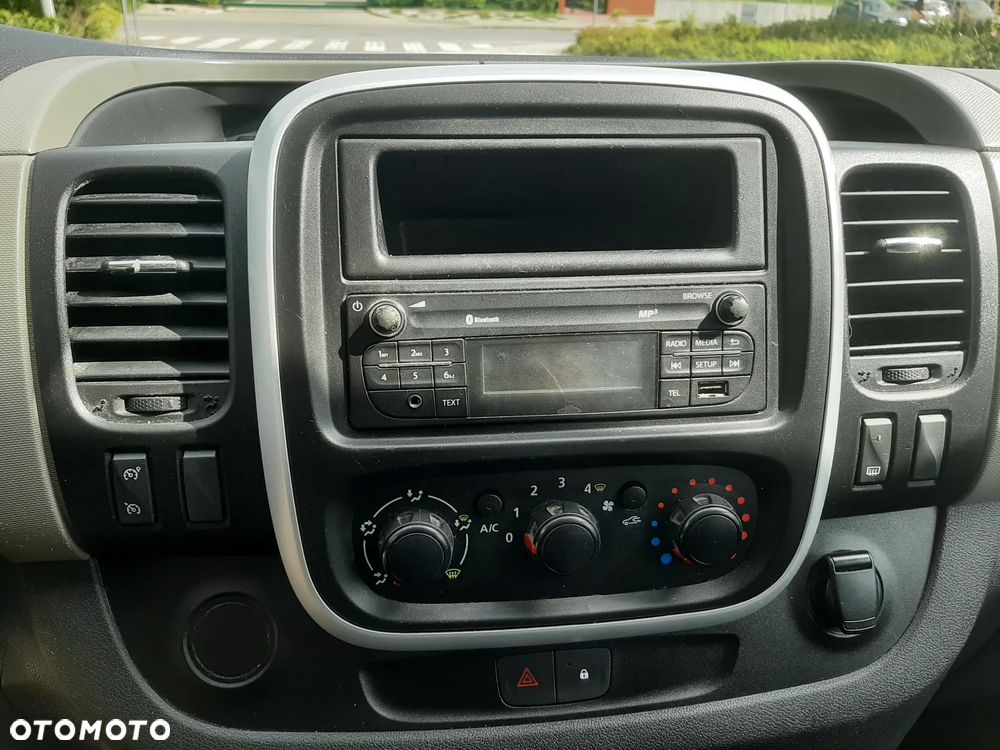 Renault Trafic - 13
