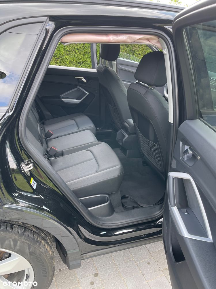 Audi Q3 - 18