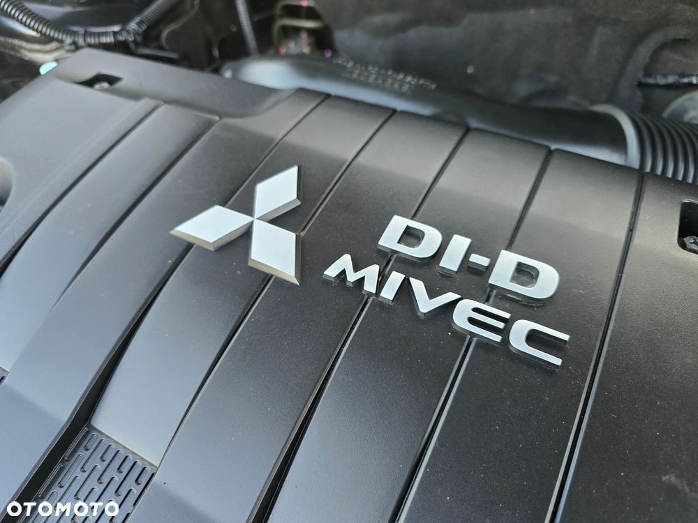 Mitsubishi ASX - 16