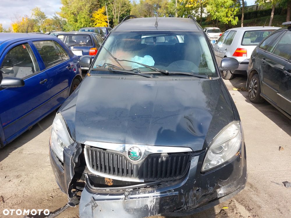 Maska SKODA ROOMSTER 1.6B 08R. drzwi,klapa,zderzaki,lampy... - 1