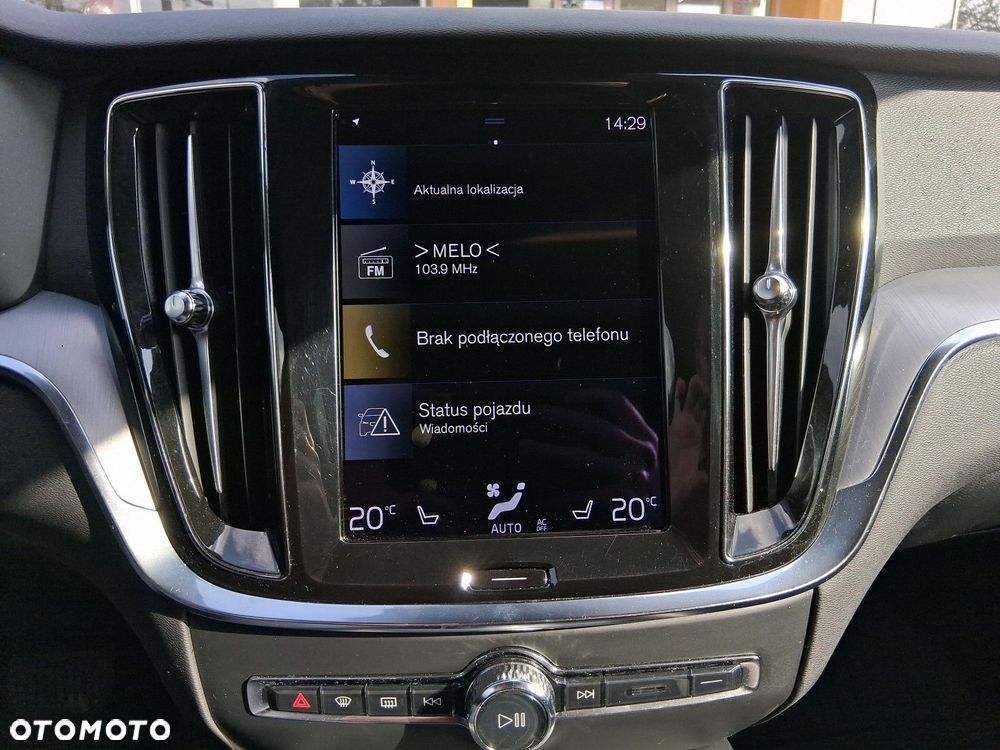 Volvo V60 Cross Country - 20