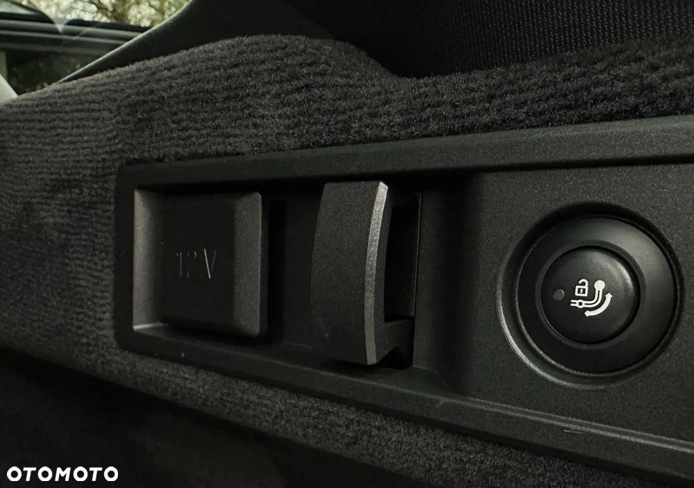 BMW Seria 3 320d xDrive M Sport Sport - 17