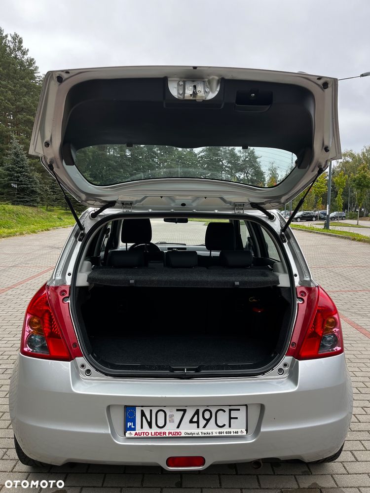 Suzuki Swift - 13