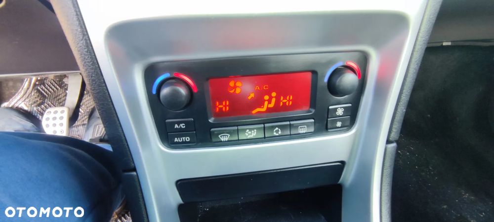 Peugeot 307 CC 140 JBL - 18