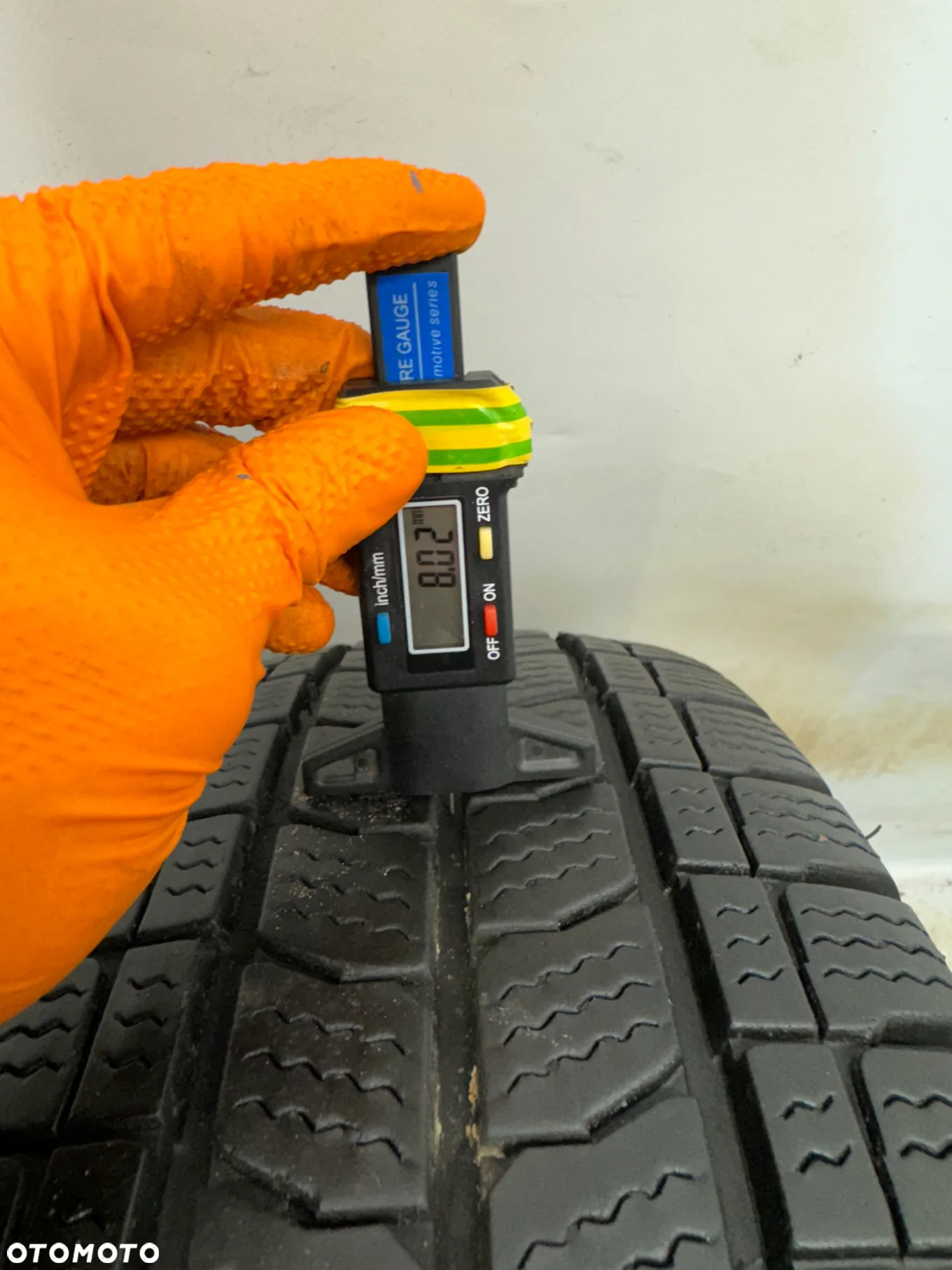 G-2869 215/7516C 116/114R KLEBER TRANSLAP 2 - 2