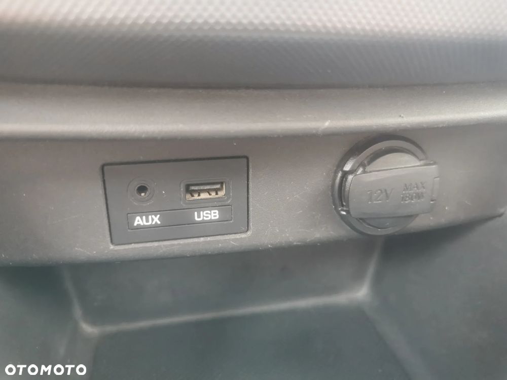 Hyundai i10 1.0 Premium - 13