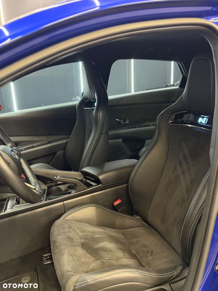 Hyundai Elantra - 6