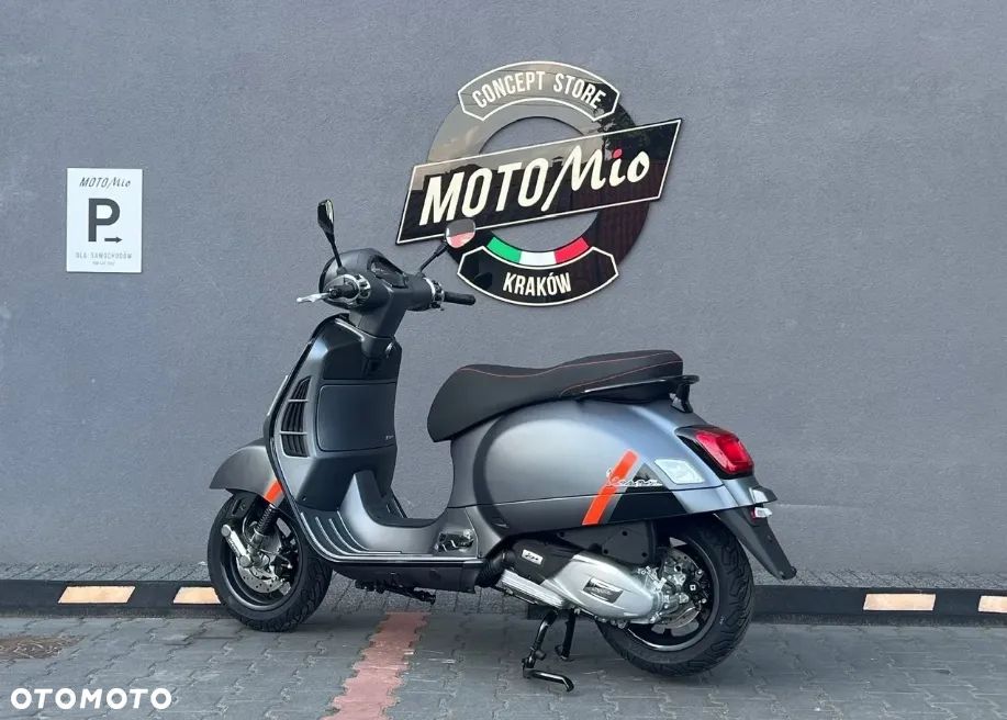 Vespa GTS - 5