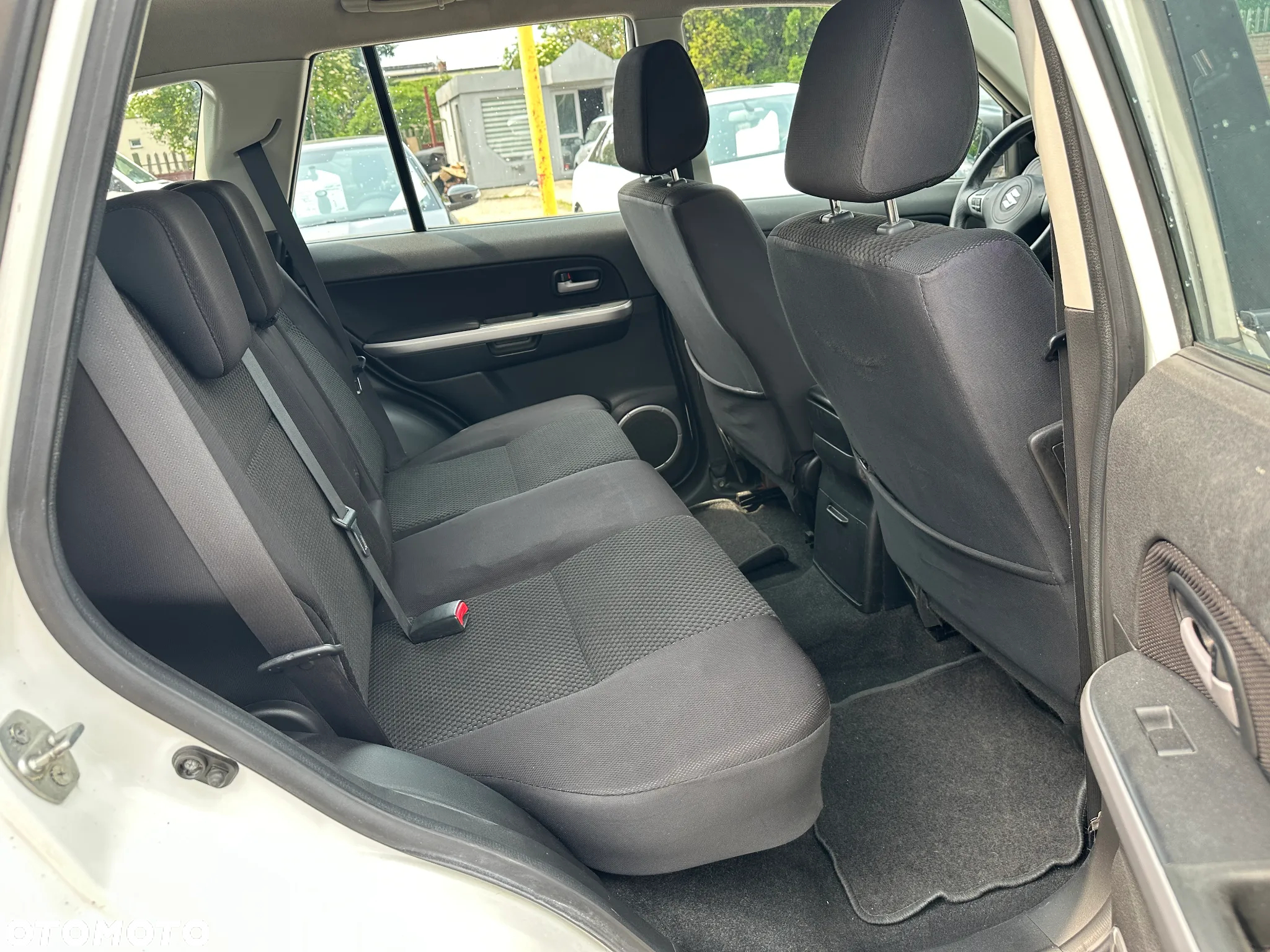 Suzuki Grand Vitara - 18